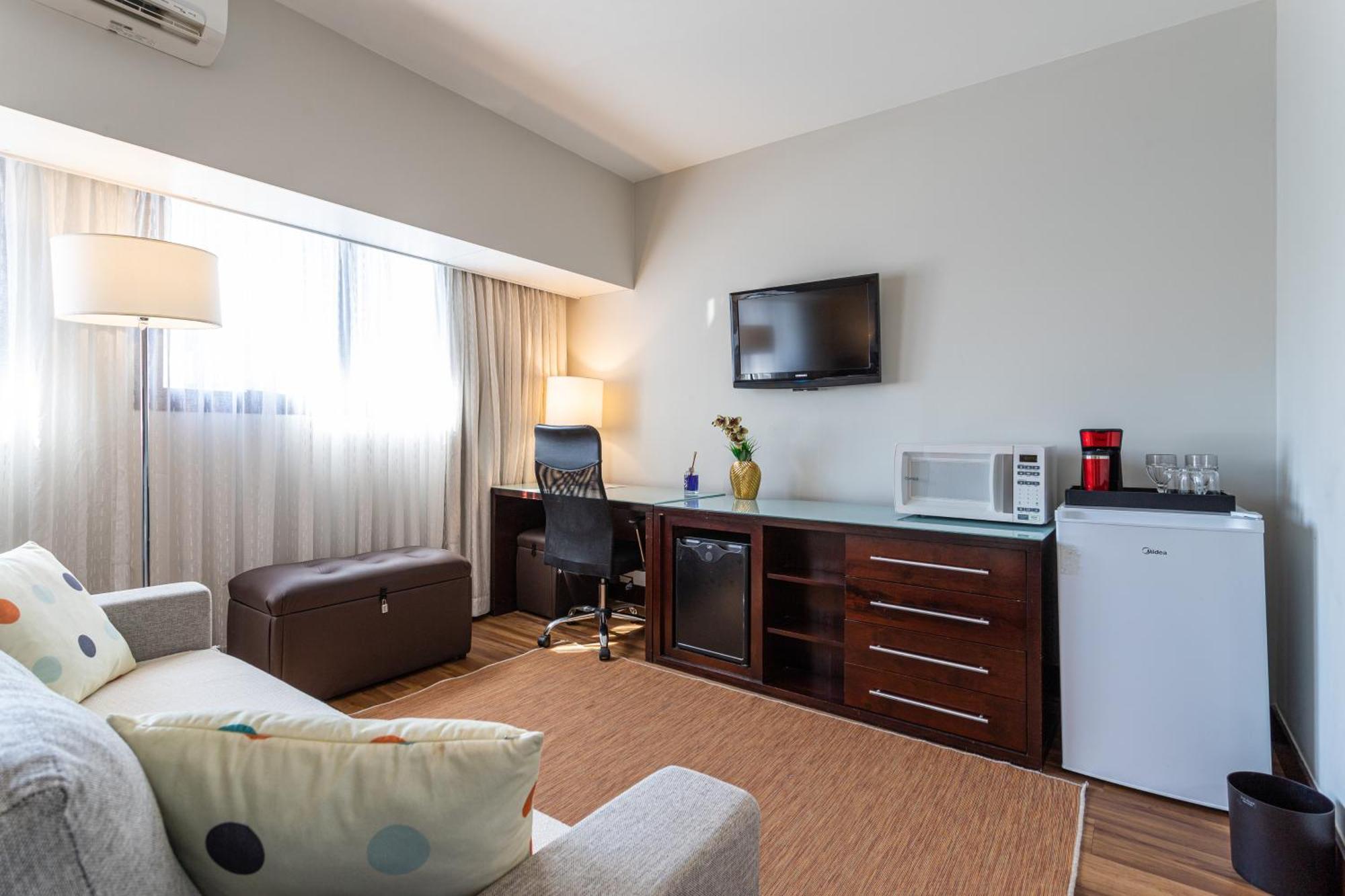 9 Luxury 2 *
